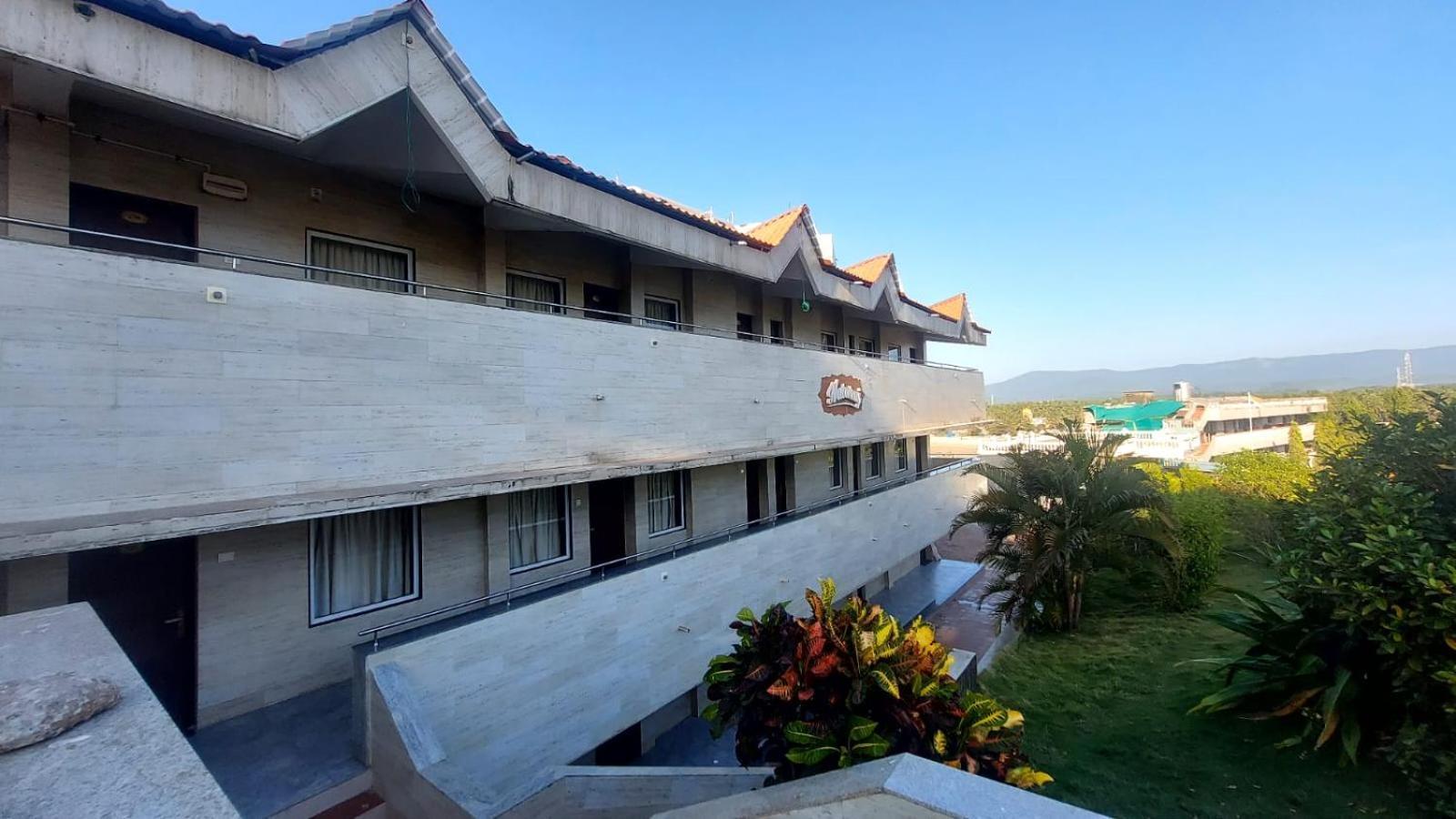 Rns Guest House Māvalli Kültér fotó